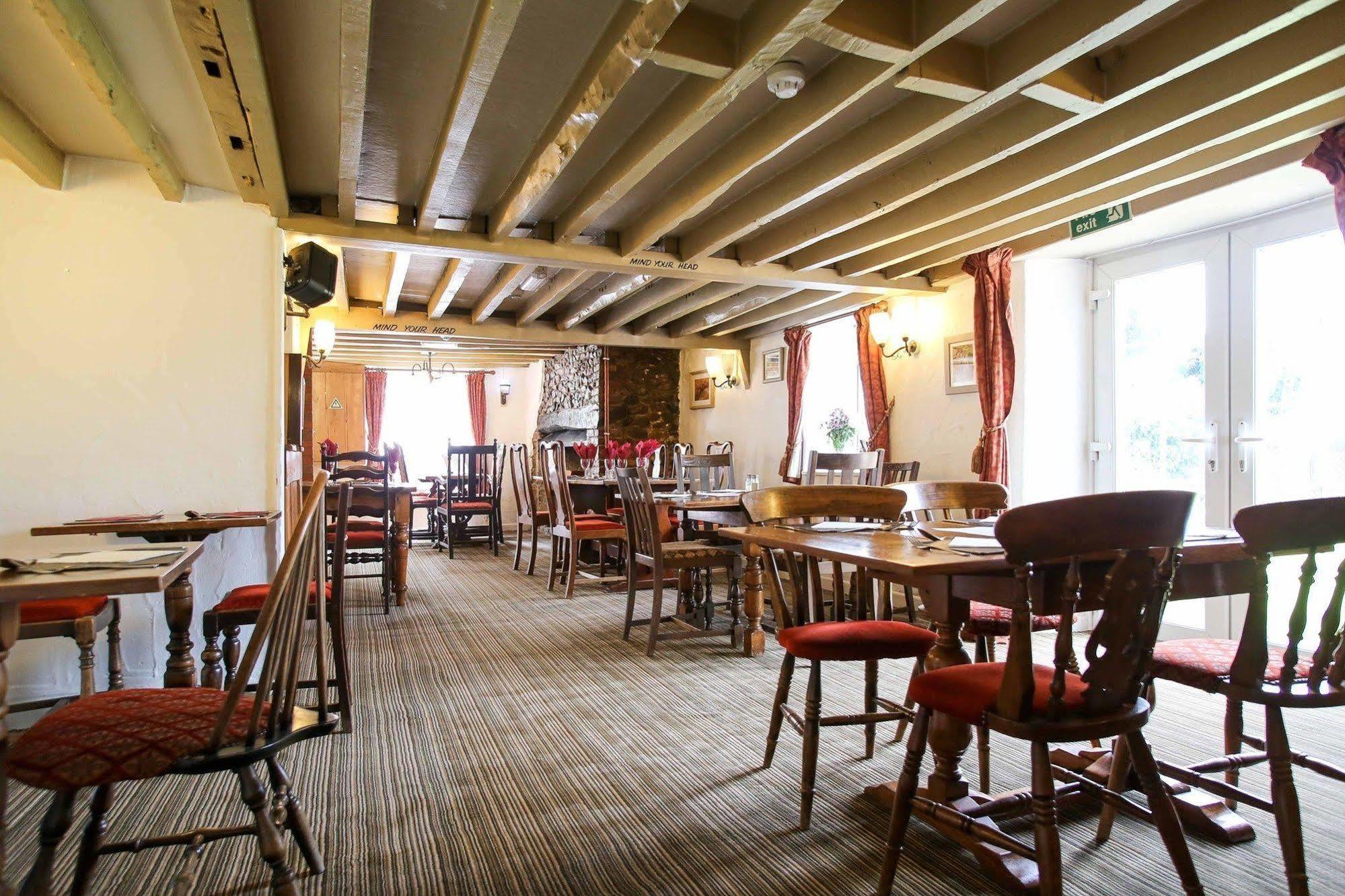 The Haymaker Inn Chard Eksteriør billede