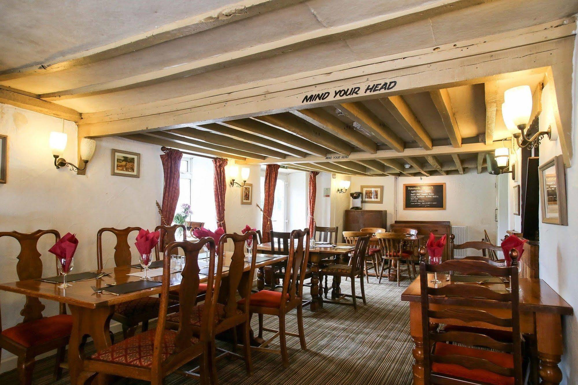 The Haymaker Inn Chard Eksteriør billede