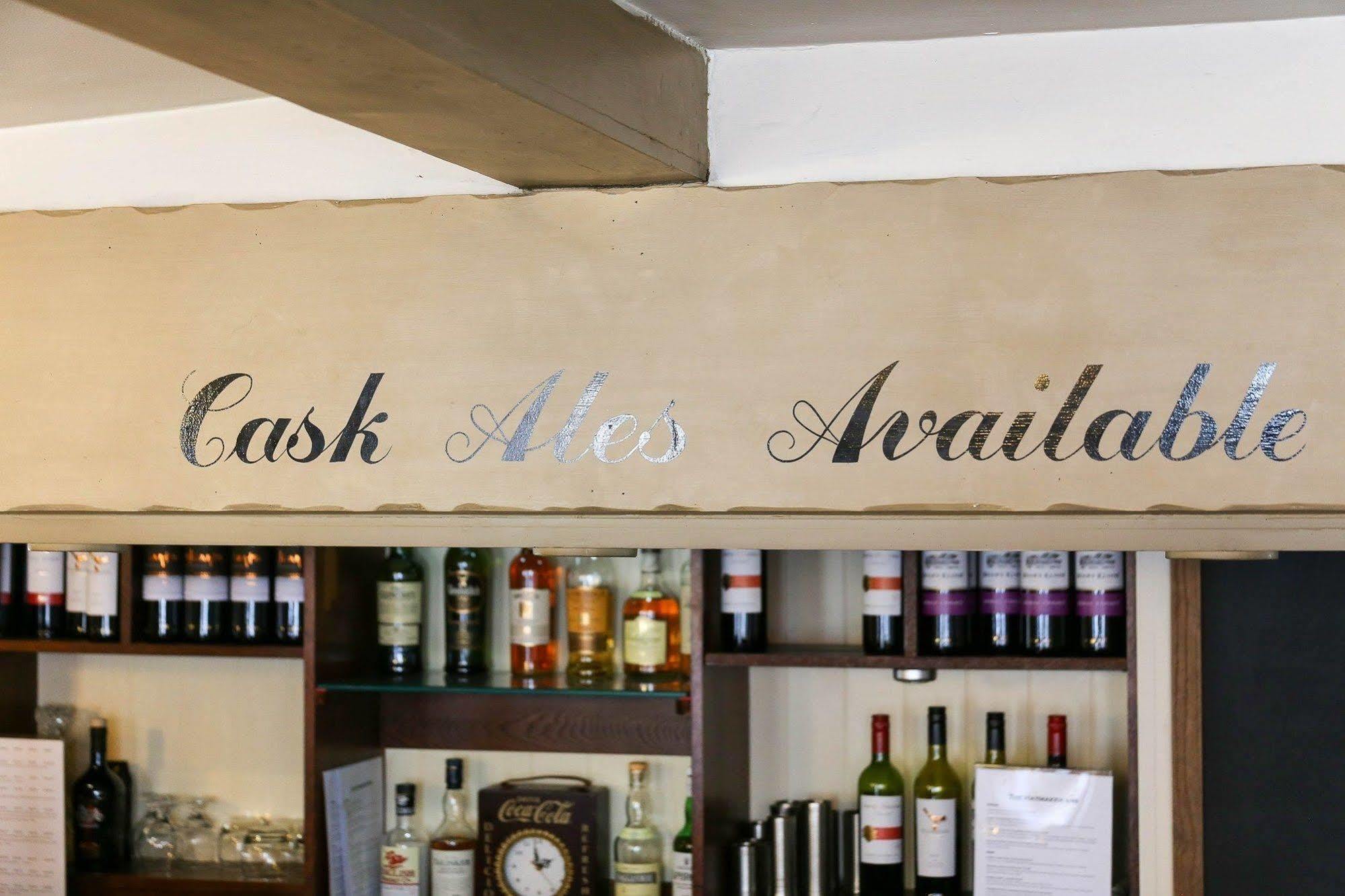 The Haymaker Inn Chard Eksteriør billede